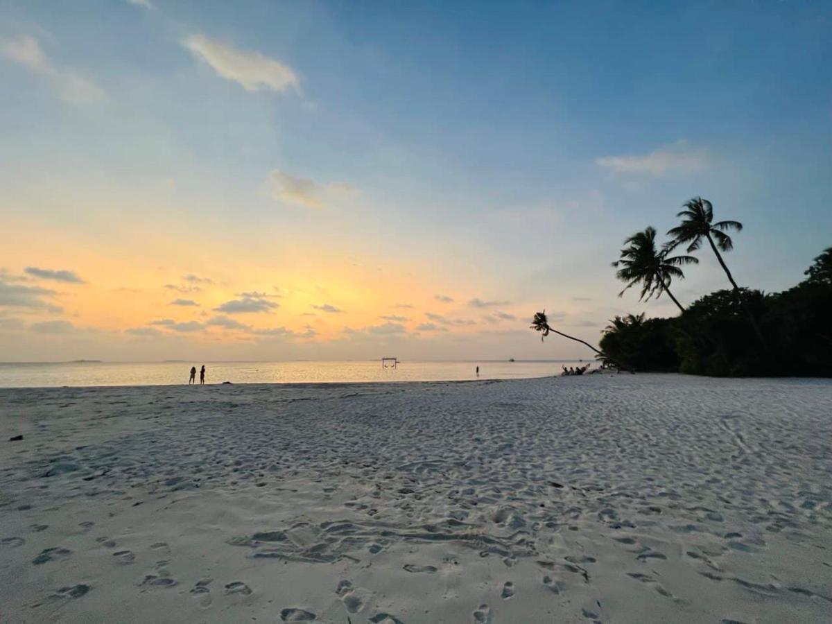 Bed and Breakfast Raalhu Дангети Экстерьер фото